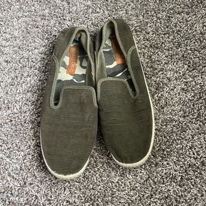 Rocket Dog Slip on Flats